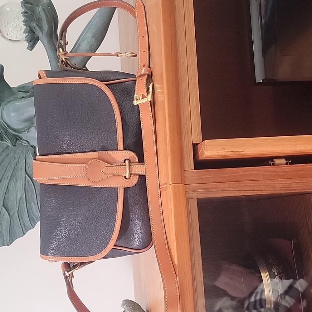 VINTAGE DONNEY AND BOURKE HANDBAG